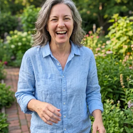 Holly, LipoJelly Gummies reader
